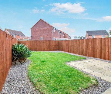 3 bedroom terraced house to rent - Photo 2