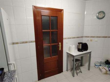 Piso de alquiler en Calle de Antígona, 10, El Cónsul - Ciudad Universitaria - El Romeral - Photo 3