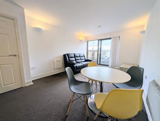 2 bedroom apartment to rent - Photo 1