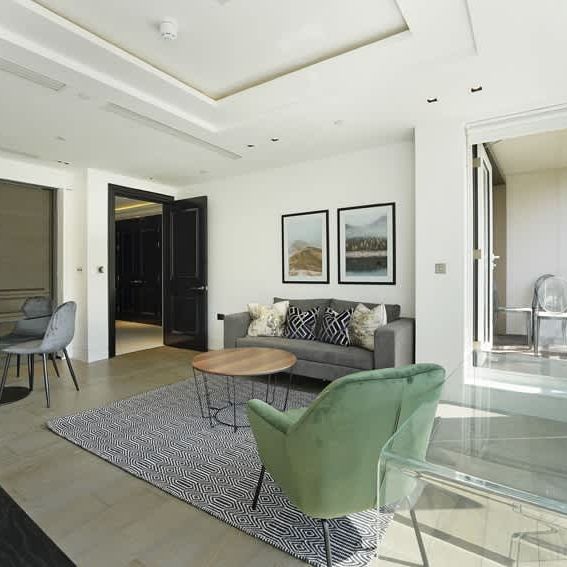 Wolfe House, Kensington High Street, W14 - Photo 1