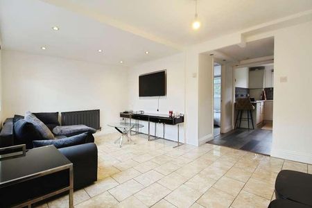 Burgett Road, Slough, SL1 - Photo 3