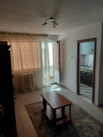 Garsonieră Tătărași, mobilată și utilată, aer condiționat - Fotografie 2