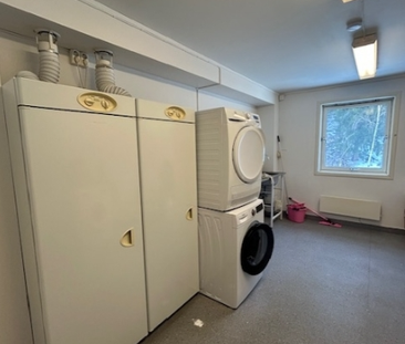 Björnkullaringen, Huddinge - Foto 1