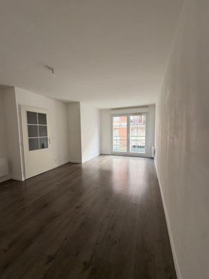 Location Appartement 2 pièces 47m² LILLE 59000 - Photo 1
