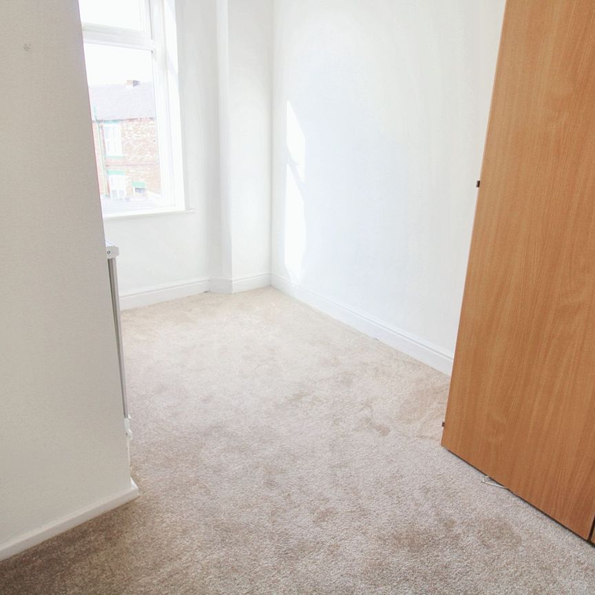 2 bed terraced house to rent in Wrigley Street, Ashton-Under-Lyne, OL6 - Photo 1