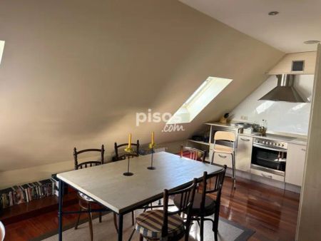 Dúplex en alquiler en Paseo de Pereda - Photo 2