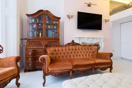 2 Bed Flat, Russell Road, W14 - Photo 2