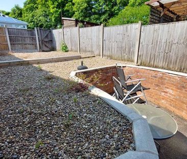 1 bedroom in a house share to rent - Photo 6