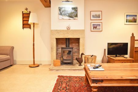 2 bedroom detached house to rent - Photo 3