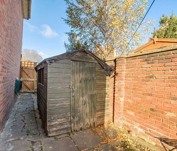 2 bedroom end of terrace house to rent - Photo 6