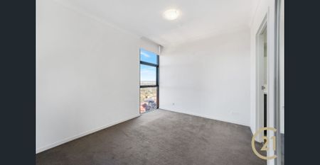 Immaculate 2 bedroom - Photo 3