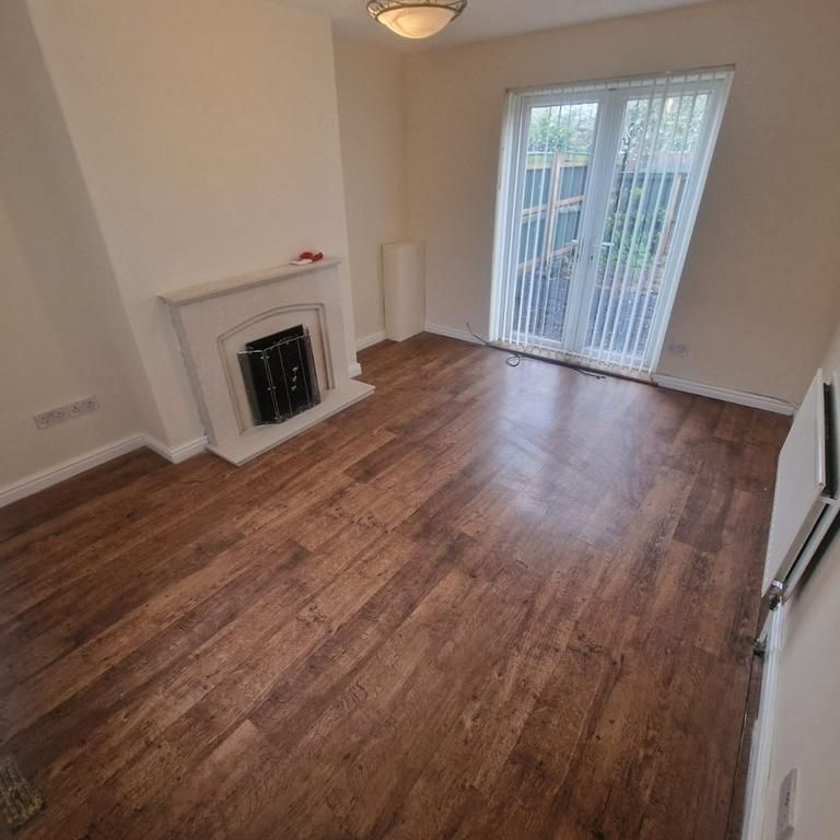 2 bedroom semi-detached house to rent - Photo 1