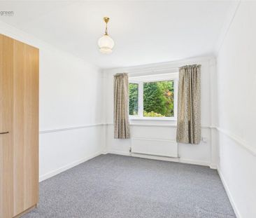 3 bedroom detached bungalow to rent - Photo 6