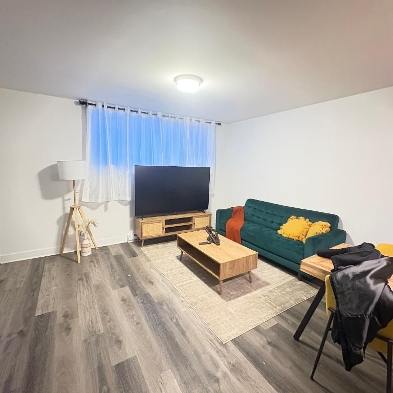 logement 4 1/2 semi meublé - Photo 1