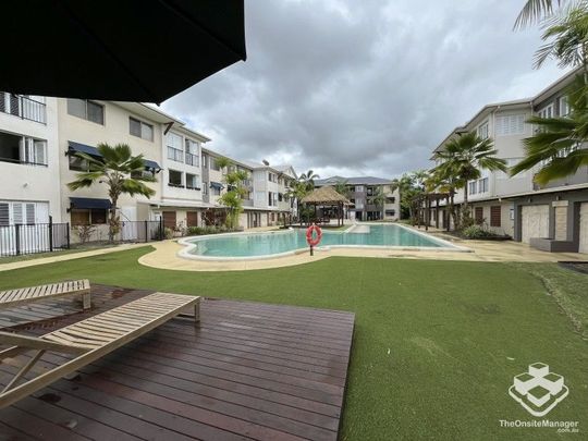 Furnished 2 Bed, 2 Bath Apartment in Resort-Style Complex - Photo 1