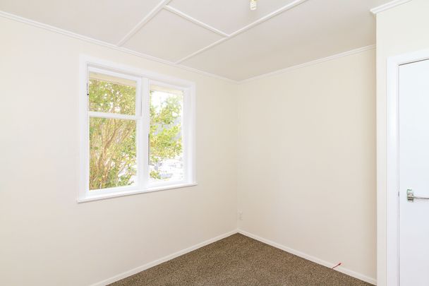 3 Bedrooms, Stokes Valley - Photo 1