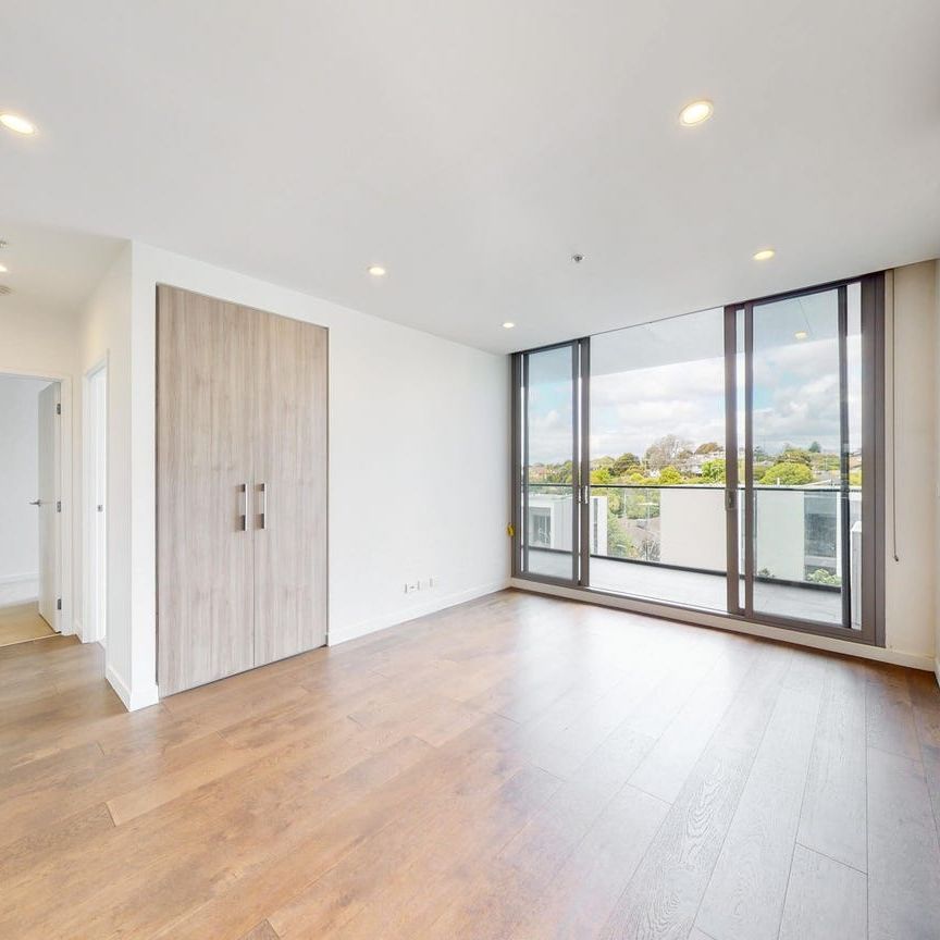 Modern Apartment Living in a Prime Doncaster Location - Photo 1