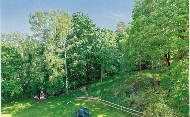 Karolinagatan, Solna - Photo 1