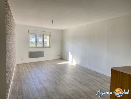 Location Appartement 2 pièces 53m² NARBONNE 11100 - Photo 2