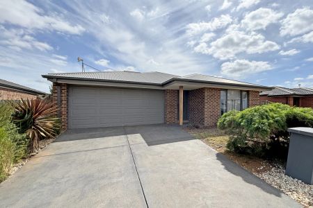 Great Family Home - Photo 4