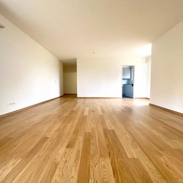 Schöne 3.5 Zimmer-Wohnung in Forch zu vermieten - Photo 1