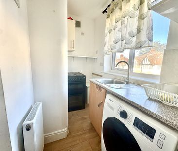 Heathfield Gardens, Brent Cross, NW11 - Photo 3