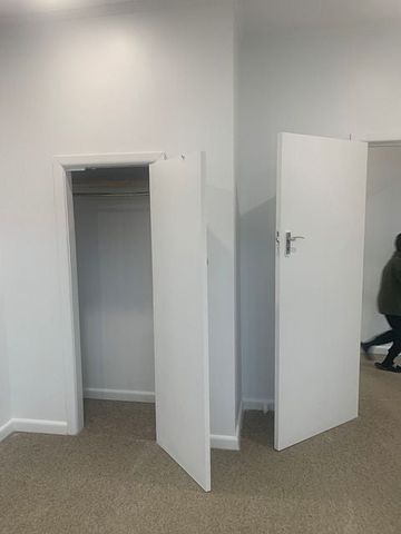 Charming 4BR Family Home in Papatoetoe - Photo 3