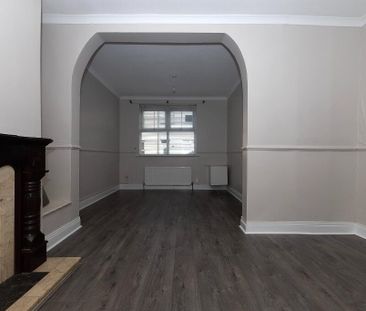 4 Princes Street, Lurgan, BT67 9DB - Photo 3