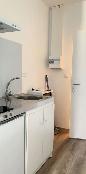 Appartement centre ville de Pontorson 1 pièce 21.29 m2 - Photo 1