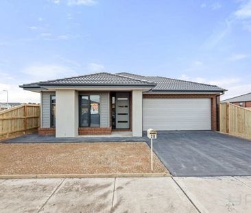 28 Mimosa Drive, BEVERIDGE - Photo 4