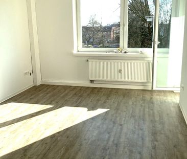 Schicke 2-Zimmer-Wohnung mit Balkon - Foto 5