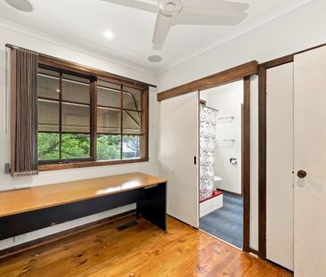 Furnished Home with Exceptional Space & Convenience - Photo 4