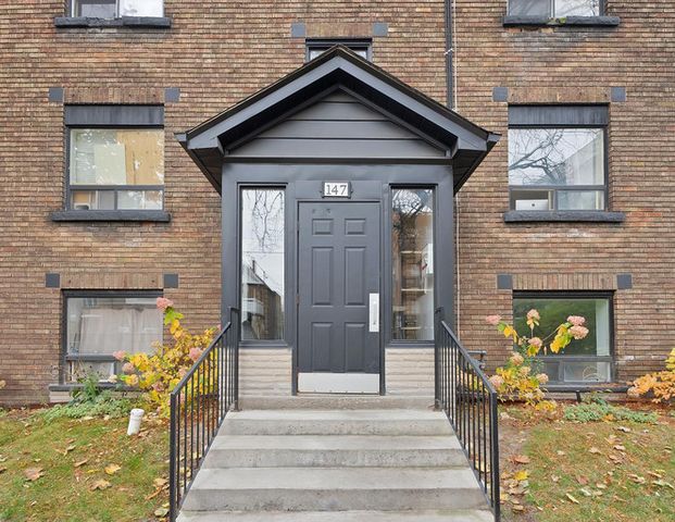 147 Vaughan Road | 147 Vaughan Road, Toronto - Photo 1