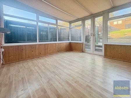 Mountview Close, Basildon - Photo 2