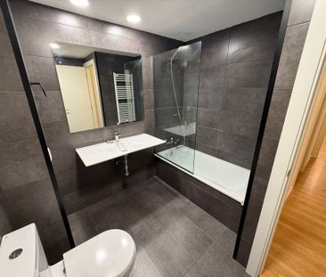 Piso de alquiler en Sant Isidre, Eixample Sud – Migdia - Photo 5