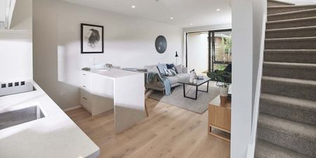 Move in before New Year, and get a weeks FREE rent - Photo 4