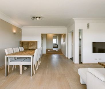 Appartement te huur in Genk voor € 1.250 met 3 slaapkamers - Photo 3