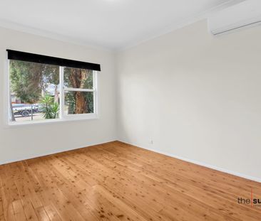 LOVLEY 3 BEDROOM HOUSE - Photo 2