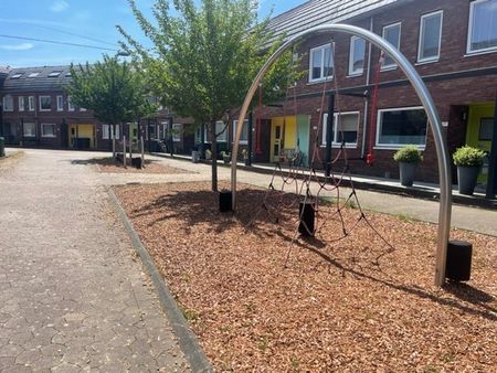 Te huur: Huis James Cookroute in Almere - Photo 2