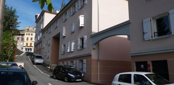 Appartement - T3 - AMBERIEU EN BUGEY - Photo 2