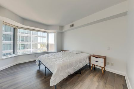For Lease - 155 Yorkville Avenue Unit# 2213, Toronto, Ontario - Photo 3