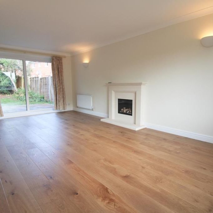 4 bedroom detached house to rent - Photo 1