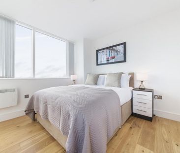 Studio to rent - Photo 2