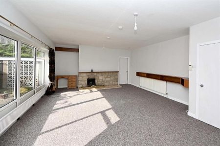 2 Edenvale Park, Belfast, BT17 0EJ - Photo 2