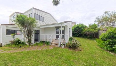 Your Family’s Next Chapter in Mt Roskill - Photo 3