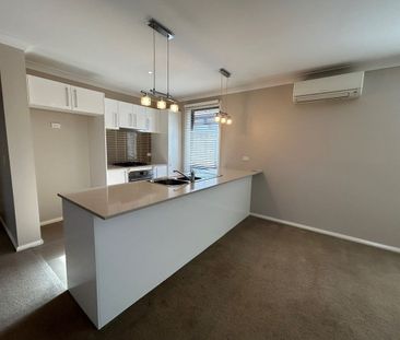 Spacious 3-Bedroom Home in a Quiet Location! - Photo 5