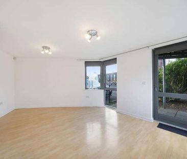 Lanacre Avenue, London, NW9 - Photo 3