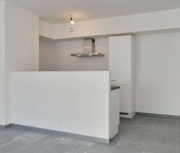 Appartement te huur in La Louvière voor € 900 met 2 slaapkamers - Foto 6
