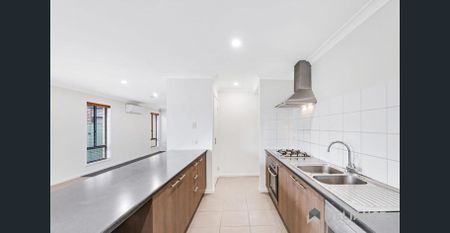 Modern 4-Bedroom Family Home in a Peaceful Location!! - Photo 5