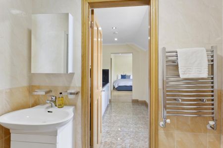 1 bedroom ground floor flat to rent - Photo 5